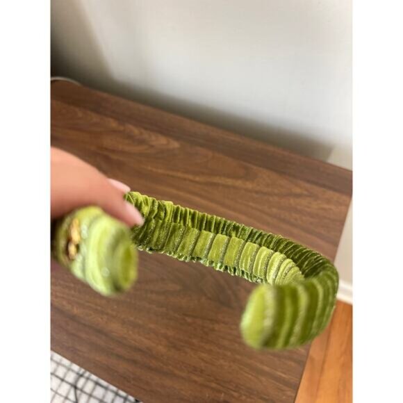 NEW Lele Sadoughi Velvet Kelly Ruched Headband Women's Chartreuse One Size - Picture 6 of 7